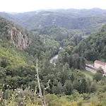 Maison Le Barrage לינה וארוחת בוקר 4*