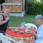 Maison Le Barrage Bed & Breakfast 4*