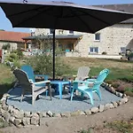 Maison Le Barrage לינה וארוחת בוקר 4*