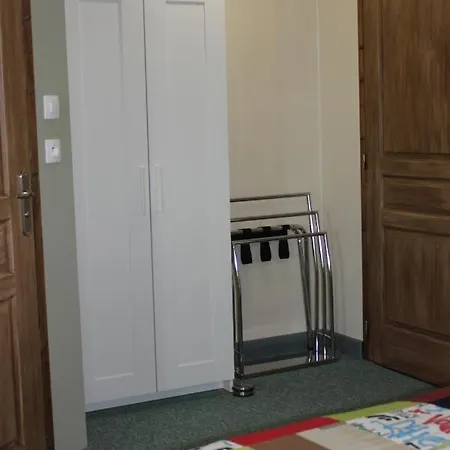 Maison Le Barrage Bed & Breakfast 4*