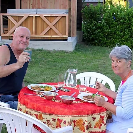 Maison Le Barrage Bed & Breakfast