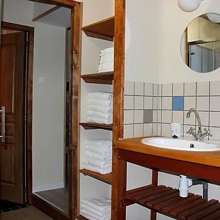 Maison Le Barrage Bed & Breakfast 4*