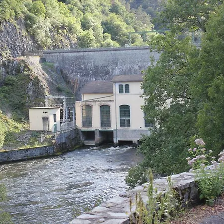 Alojamento de Acomodação e Pequeno-almoço Maison Le Barrage