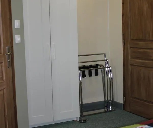 Maison Le Barrage Bed & Breakfast 4*