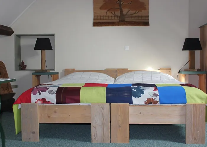 Maison Le Barrage Bed & Breakfast 4*