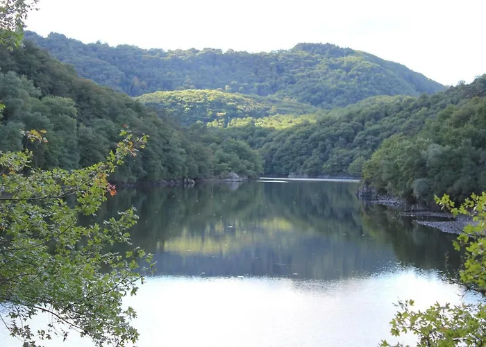 Maison Le Barrage Saint-Gervais-dʼAuvergne